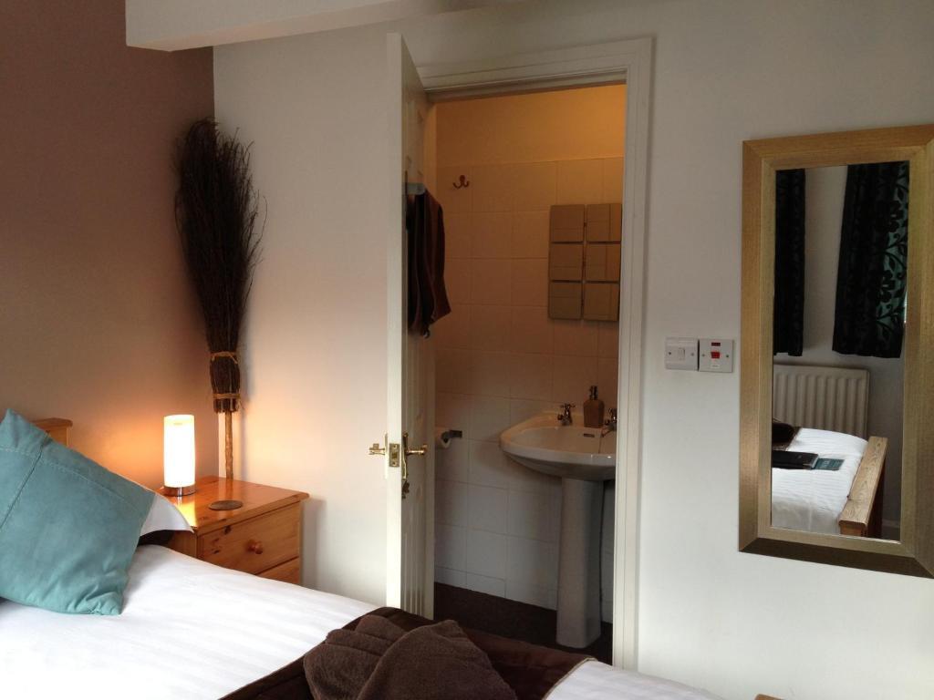 Number 80 Hotell Bowness-on-Windermere Eksteriør bilde